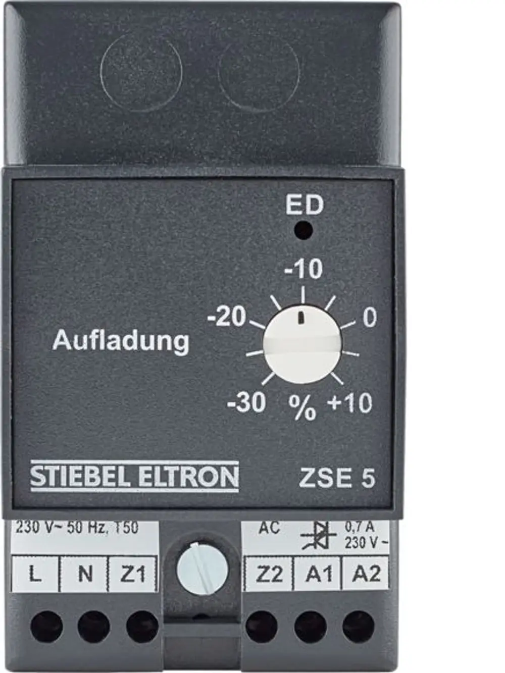 Produktbild des STIEBEL ELTRON Gruppensteuergerät ZSE 5, 202467. Bedienelemente und Anschlüsse sind sichtbar.
